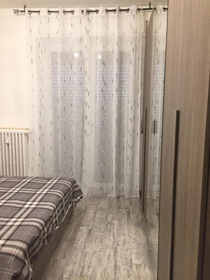 La Gufetta Lägenhet Varese Exteriör bild